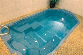 Sybaris Pool Suites Northbrook - Adults Only Glenview Eksteriør billede