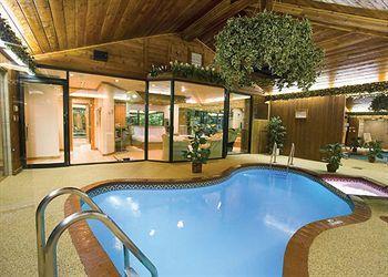 Sybaris Pool Suites Northbrook - Adults Only Glenview Eksteriør billede